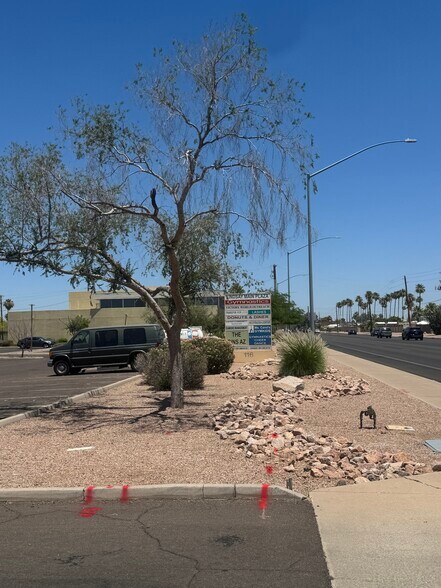 More Photos Of 116 N Lindsay Rd, Mesa Unknown For Lease