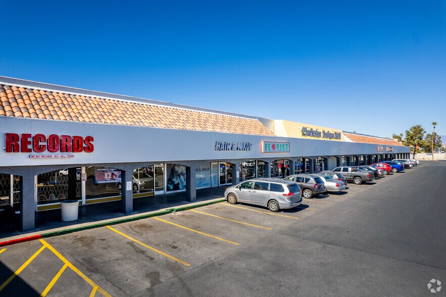 Primary Photo Of 506-640 S Decatur Blvd, Las Vegas Storefront For Lease