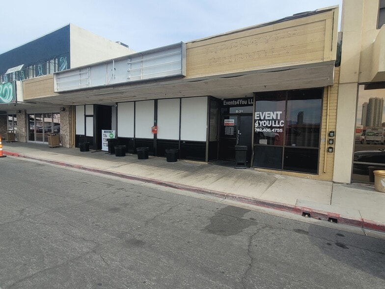 More Photos Of 953 E Sahara Ave, Las Vegas Storefront For Sale