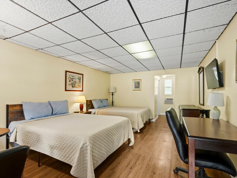 More Photos Of 2474 Soco Rd, Maggie Valley Hotel For Sale
