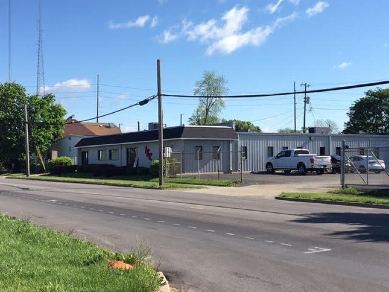 More Photos Of 241 S State Ave, Indianapolis Warehouse For Sale