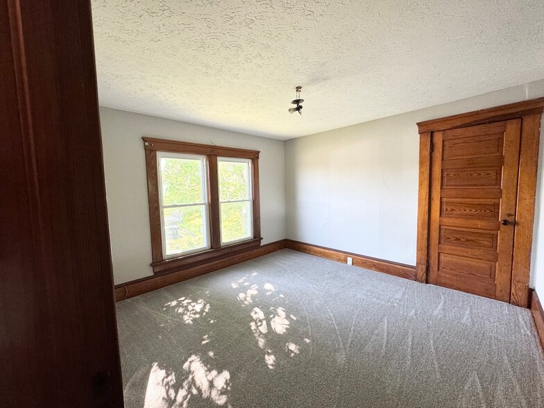 More Photos Of 3487 N Ridge Rd, Perry Industrial For Sale