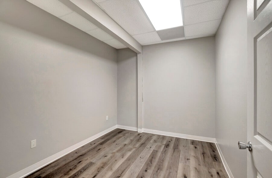 More Photos Of 7204 Massachusetts Ave, New Port Richey Unknown For Lease