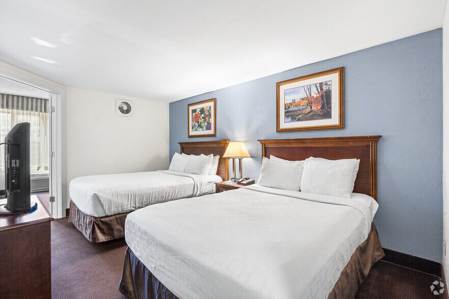 More Photos Of 2260 Whitney Ave, Hamden Hotel For Sale