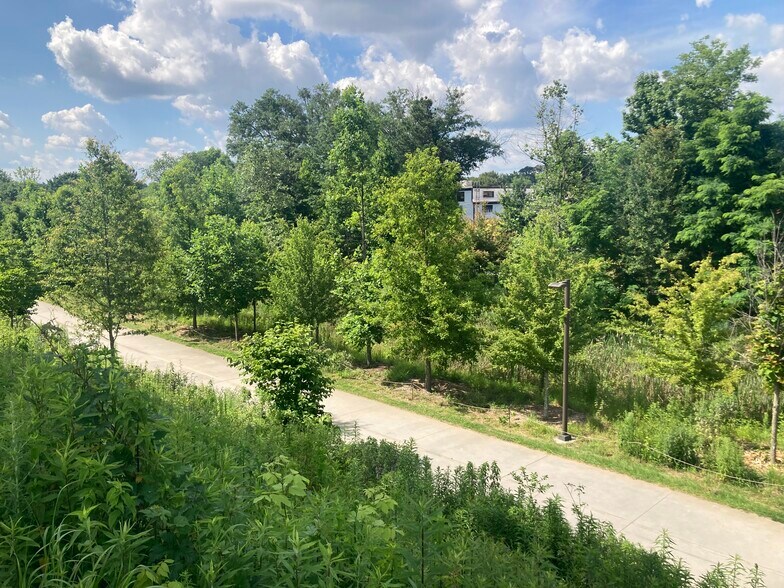 More Photos Of 979 Donnelly Ave SW, Atlanta Warehouse For Sale