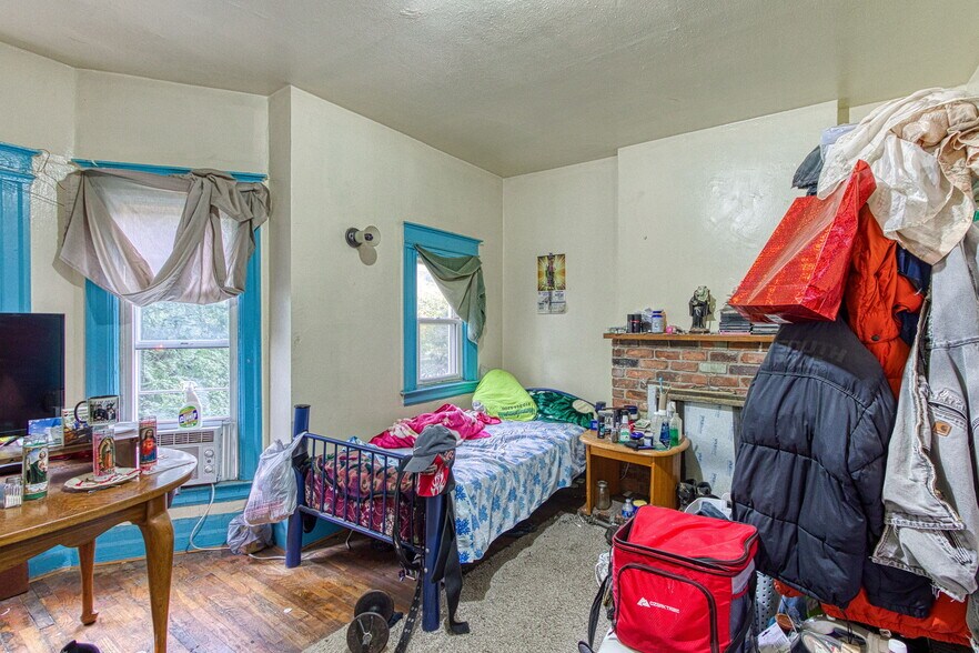 More Photos Of 423 W Grand Blvd, Detroit Apartments For Sale