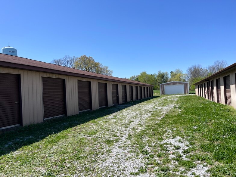 More Photos Of 170 Dogwood Street, Henry Self Storage For Sale