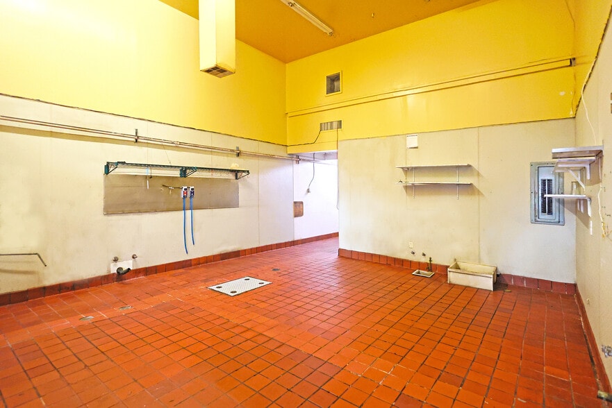 More Photos Of 2450 Shattuck Ave, Berkeley Unknown For Lease