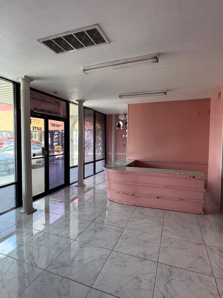 More Photos Of 1100 N 77 Expy, Brownsville Unknown For Lease