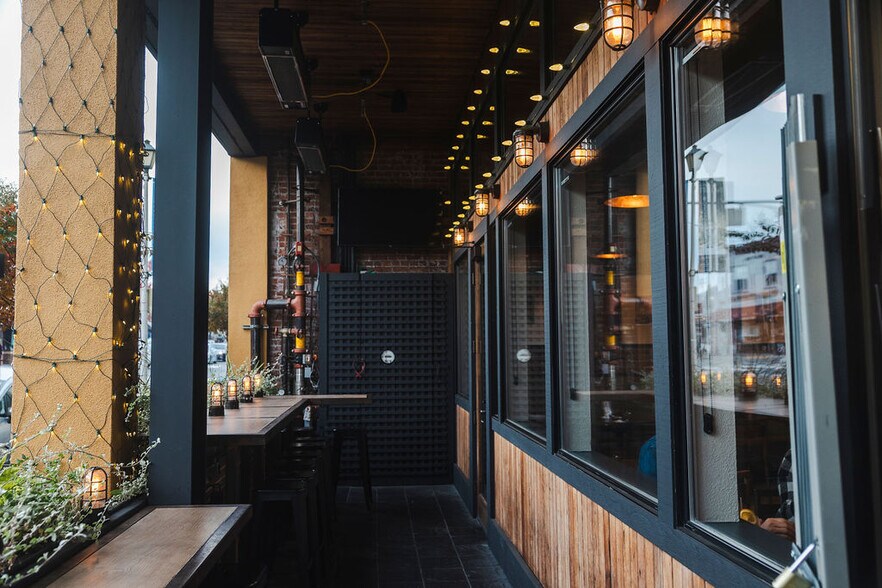 More Photos Of 119 S Main St, Sebastopol Restaurant For Sale