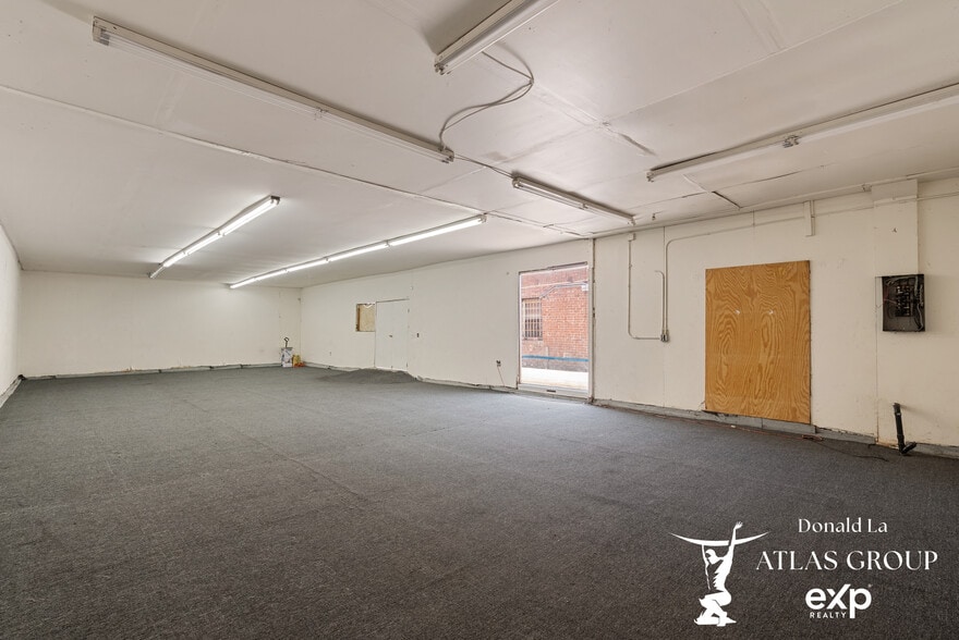 More Photos Of 115 N Western Ave, Los Angeles Storefront For Sale