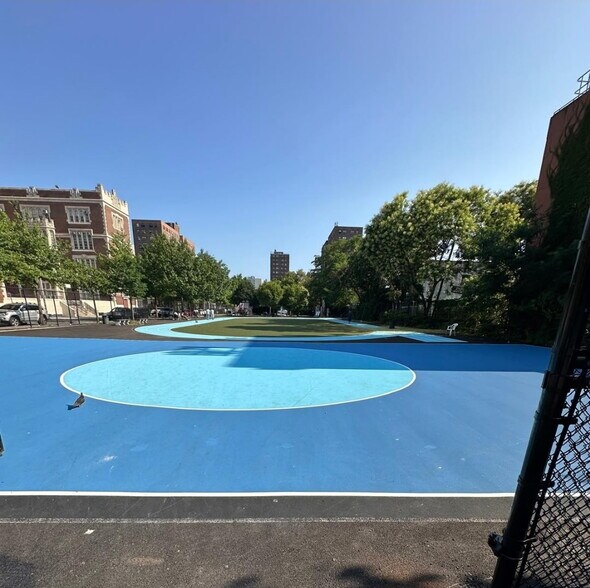 More Photos Of 111 Belmont Ave, Brooklyn Storefront Retail Residential For Lease