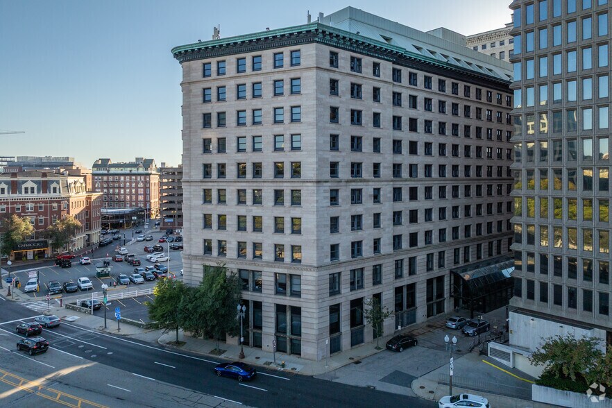 More Photos Of 10 Weybosset St, Providence Office For Lease