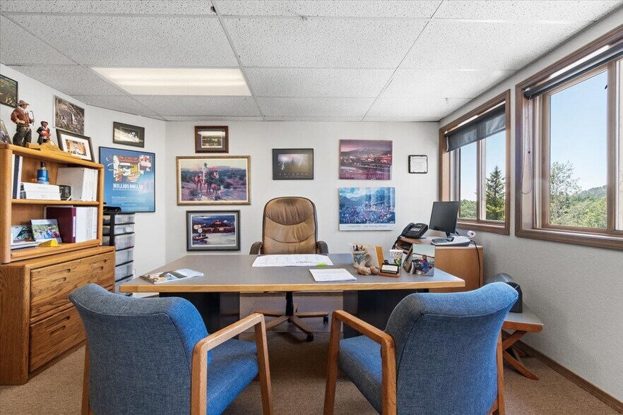 More Photos Of 405 N Beaver St, Flagstaff Office For Sale