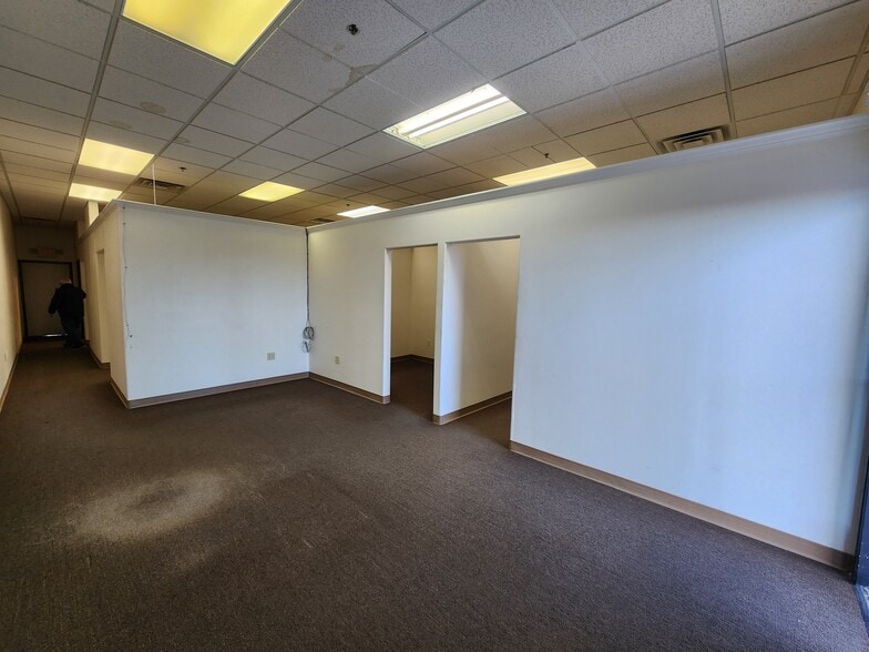 More Photos Of 1231 E Basin Ave, Pahrump Restaurant For Lease