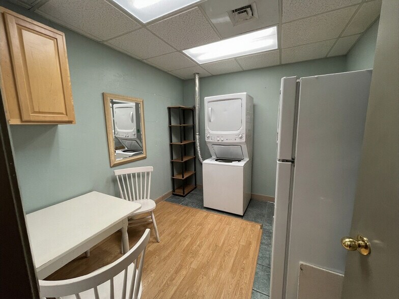 More Photos Of 3949 Evans Ave, Fort Myers Medical For Lease