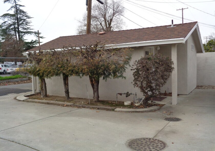 More Photos Of 337 Burney St, Modesto Loft Creative Space For Sale