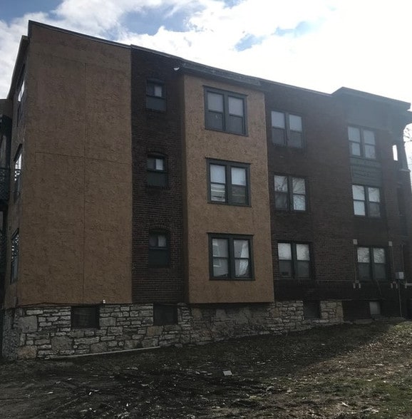 More Photos Of 2713-2715 Benton Blvd, Kansas City Apartments For Sale
