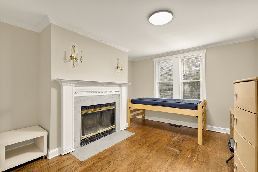 More Photos Of 228 E Capitol St NE, Washington Apartments For Sale