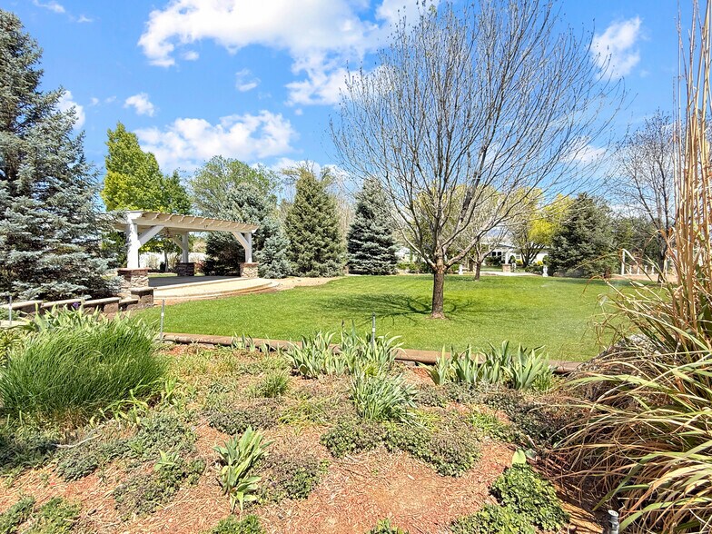 More Photos Of 5955 Sawmill Mesa Rd, Delta Specialty For Sale