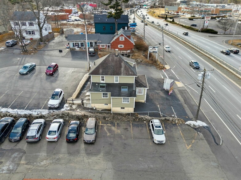 More Photos Of 144 Broadway, Saugus Freestanding For Sale