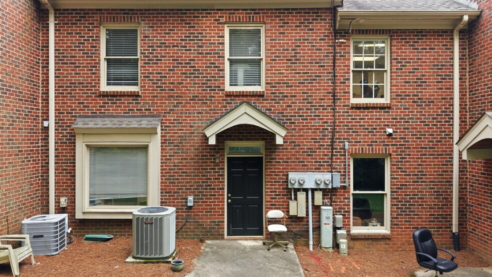 More Photos Of 4924 Windy Hill Dr, Raleigh Office For Lease
