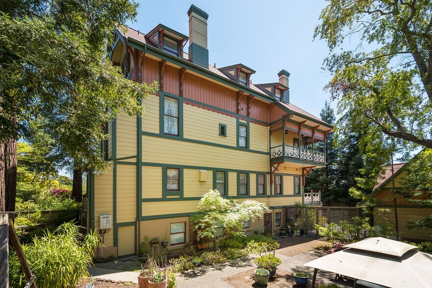 More Photos Of 333 G St, San Rafael Apartments For Sale