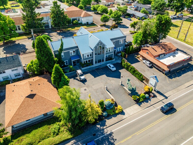 More Photos Of 15259 SE 82nd Dr, Clackamas Medical For Sale