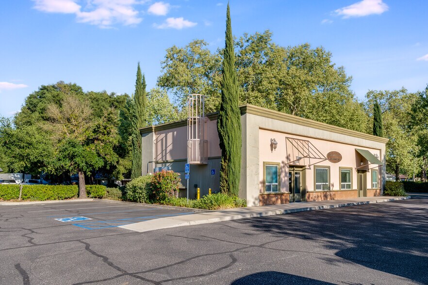 More Photos Of 7090 Atascadero Ave, Atascadero Medical For Sale