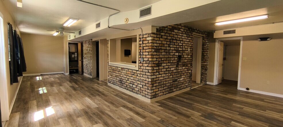 More Photos Of 14610 Kennard St, Waldo Freestanding For Sale