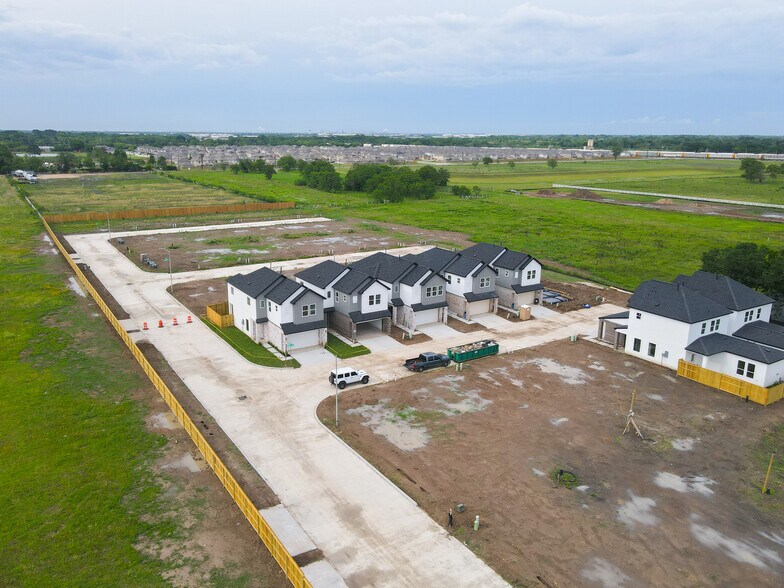 More Photos Of 6402 Pregenero Ln, Houston Land For Sale