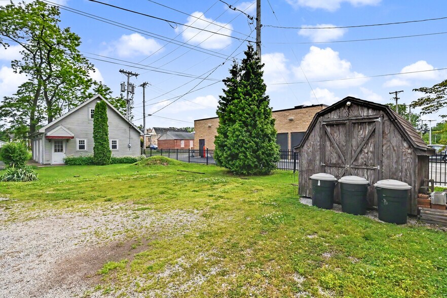 More Photos Of 743 1/2 Harding Way W, Galion Office Residential For Sale