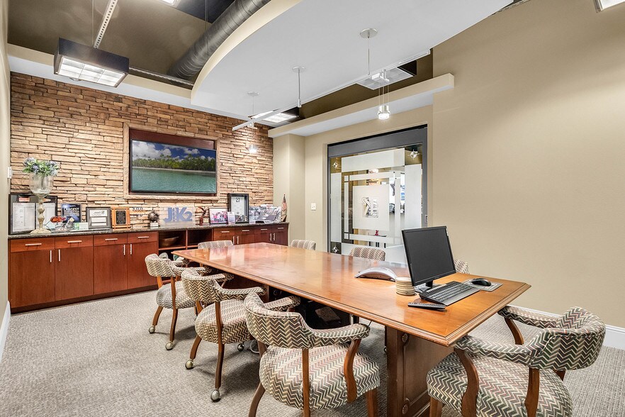 More Photos Of 0 Live Pine Cir, Apopka Warehouse For Sale