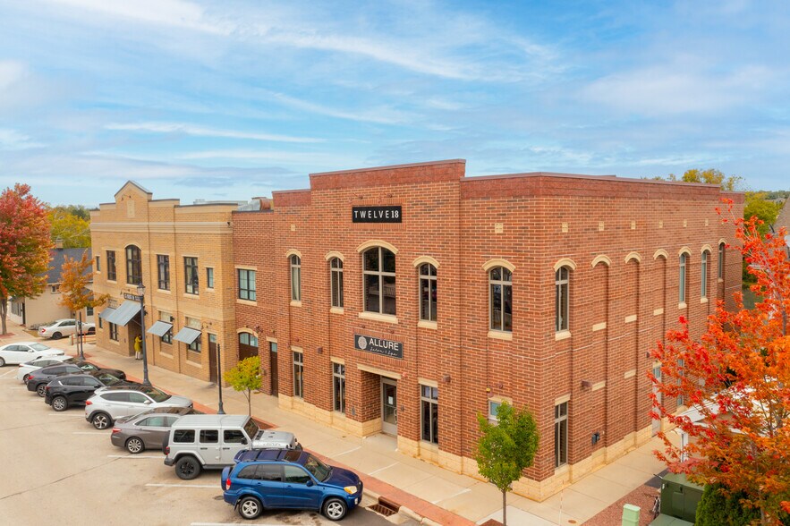 Primary Photo Of 1212-1218 13th Ave, Grafton Storefront Retail Office For Lease