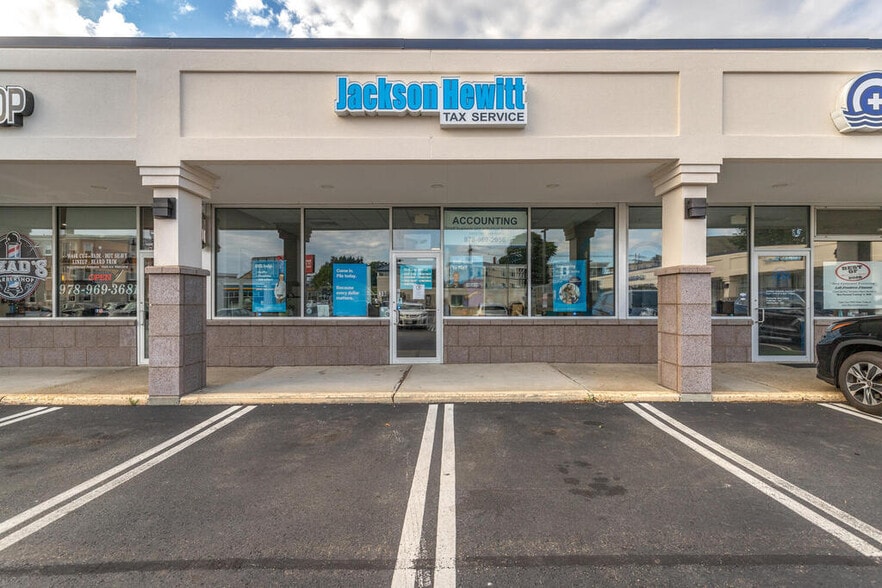 More Photos Of 407-411 Cabot St, Beverly Unknown For Lease