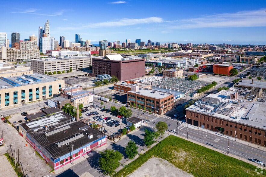 Primary Photo Of 557 W Polk St, Chicago Research And Development For Lease