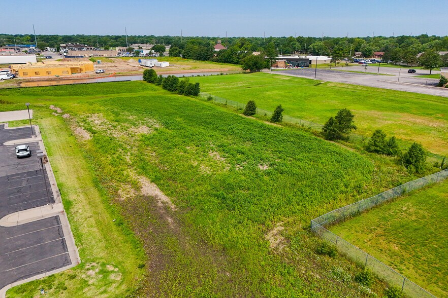 More Photos Of 2.8 +/- Acres on Central & Tyler, Wichita Land For Sale