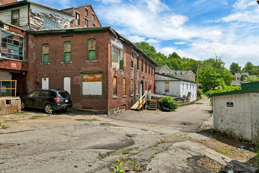 More Photos Of 6 Mill St, Ashland Industrial For Sale
