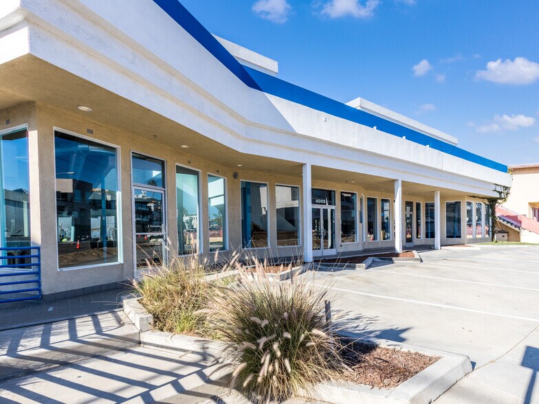 More Photos Of 4005 Highland Ave, Manhattan Beach Storefront Retail Office For Lease