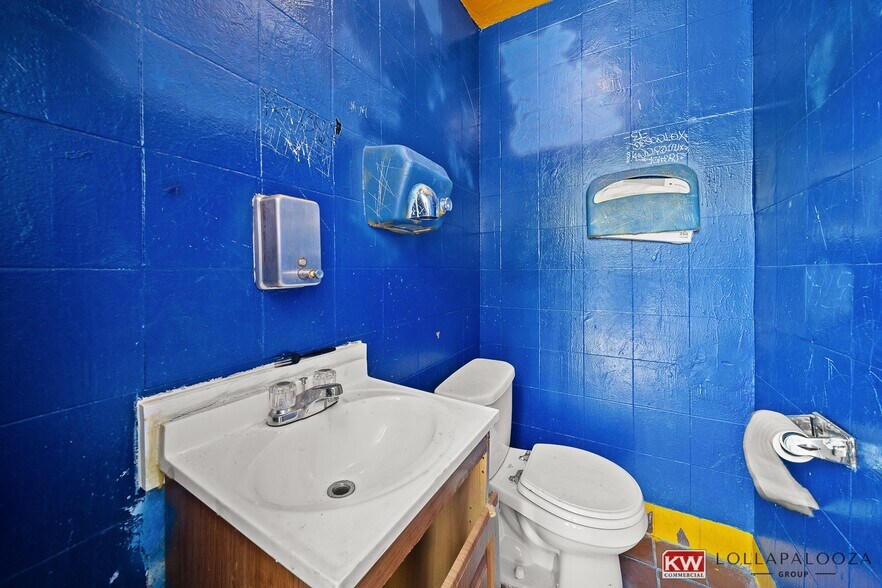 More Photos Of 14604 Pacific Ave, Baldwin Park Restaurant For Sale
