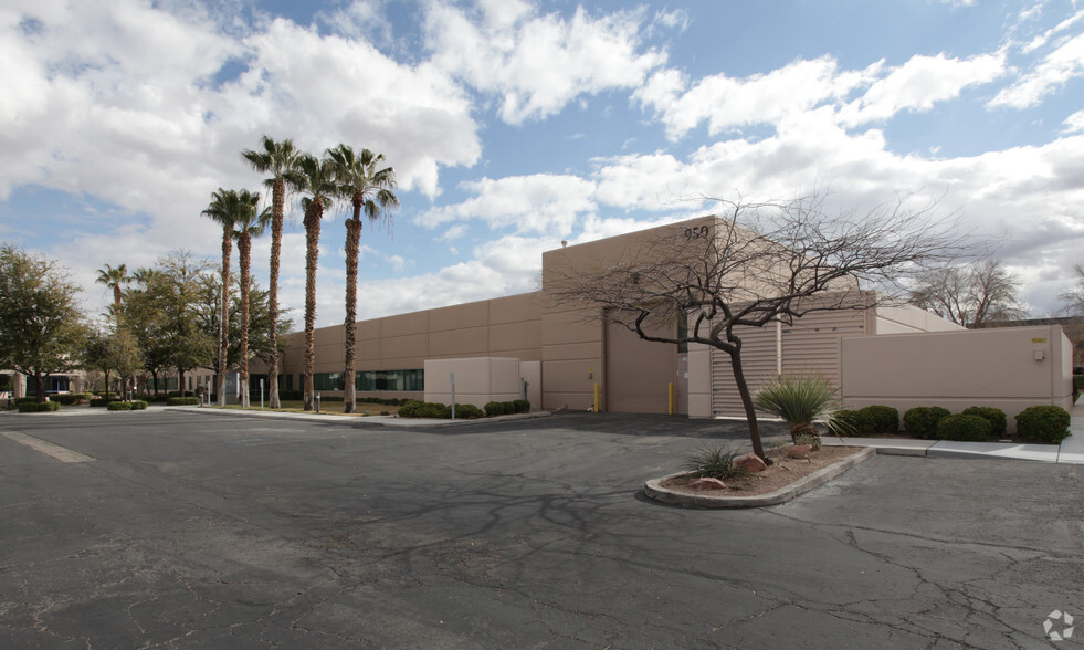 Primary Photo Of 950 Grier Dr, Las Vegas Loft Creative Space For Sale