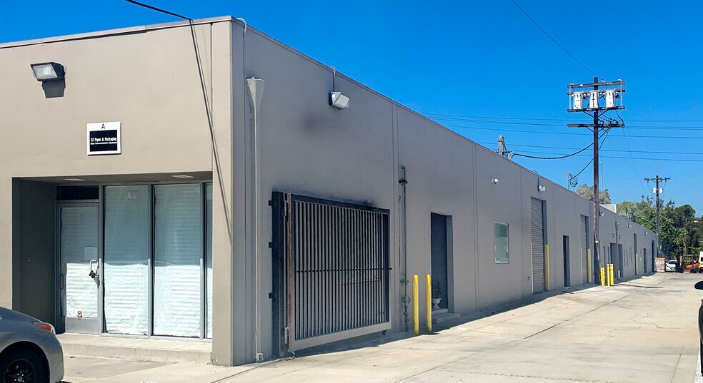 More Photos Of 17209 S Figueroa St, Gardena Warehouse For Lease