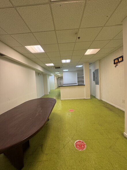 More Photos Of 14627 Beech Ave, Flushing Apartments For Sale