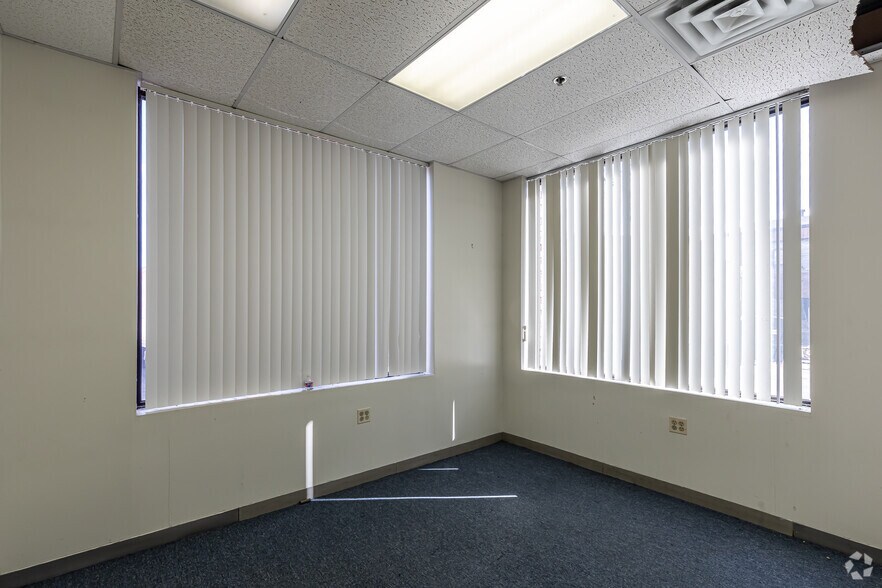 More Photos Of 417-429 Franklin Ave, Hartford Medical For Lease