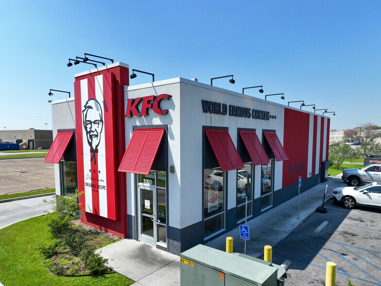 More Photos Of 3328 Ambassador Caffery Pkwy, Lafayette Fast Food For Lease