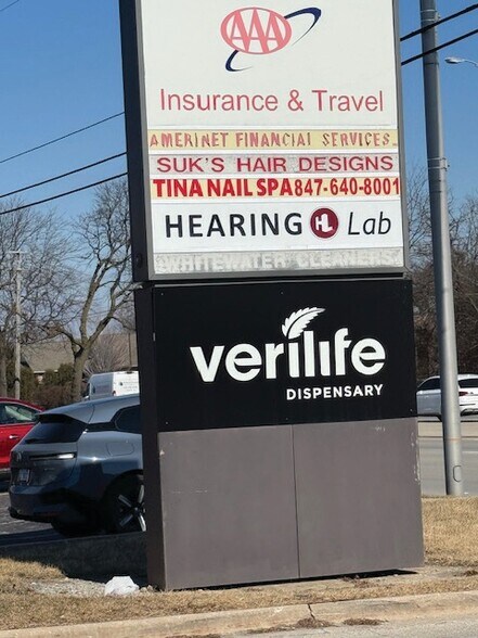 More Photos Of 1816-1844 S Arlington Heights Rd, Arlington Heights General Retail For Lease