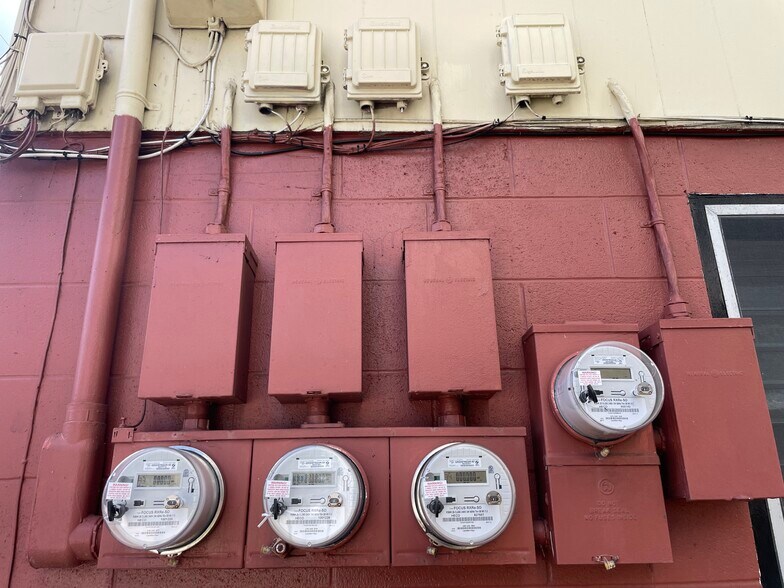 More Photos Of 1077 Kinau St, Honolulu Multifamily For Sale