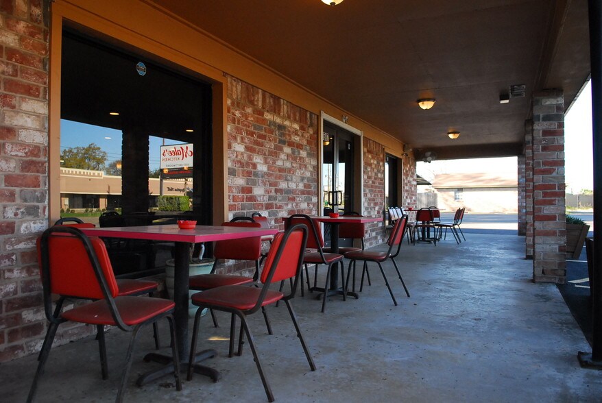 More Photos Of 6507 Brittmoore Rd, Houston Restaurant For Sale