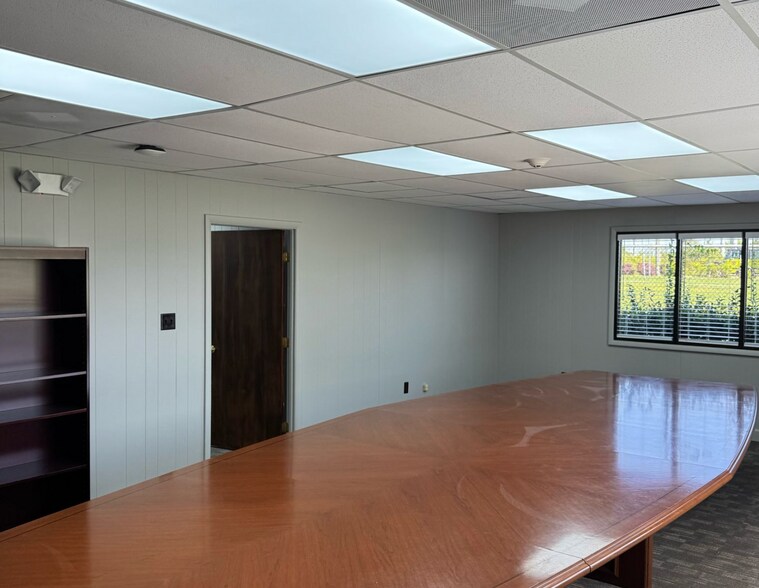 More Photos Of 2501 E President St, Savannah Food Processing For Lease