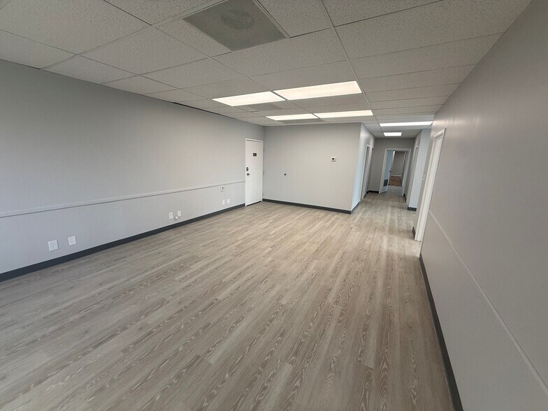 More Photos Of 3565 McCall Pl, Doraville Distribution For Lease